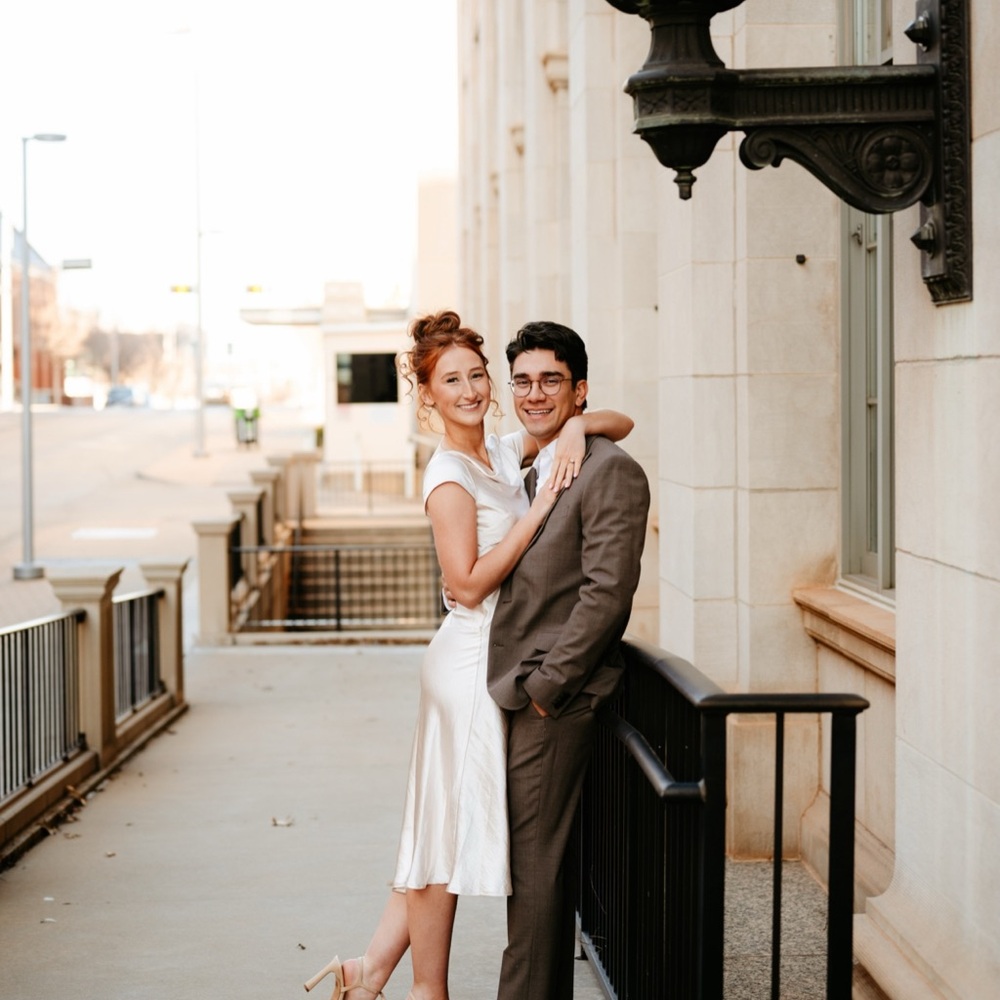 Oh HELLO Ranela Twist Back Detail Midi | Champagne size small
NWT